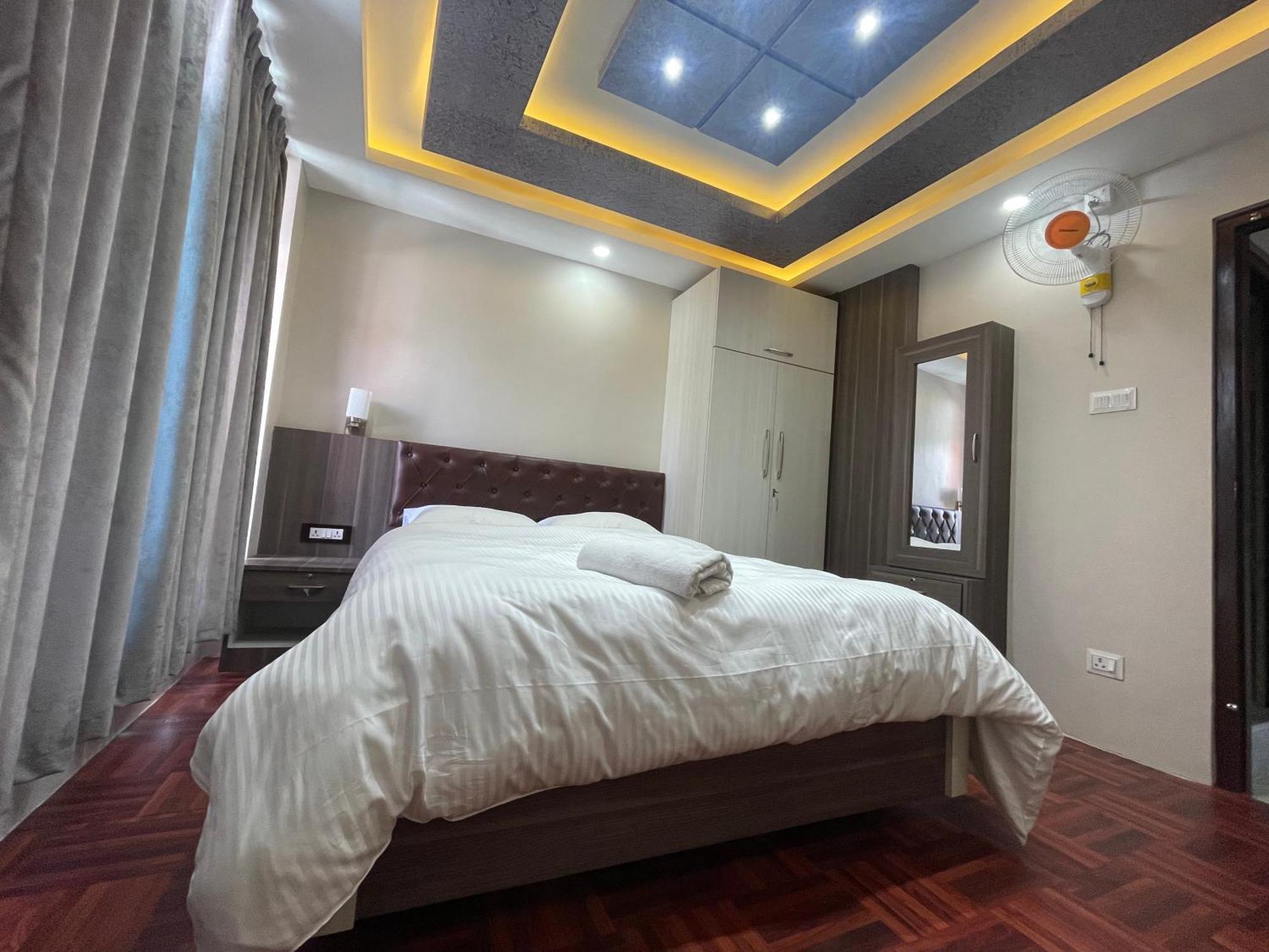 Applewood Inn Катманду Экстерьер фото