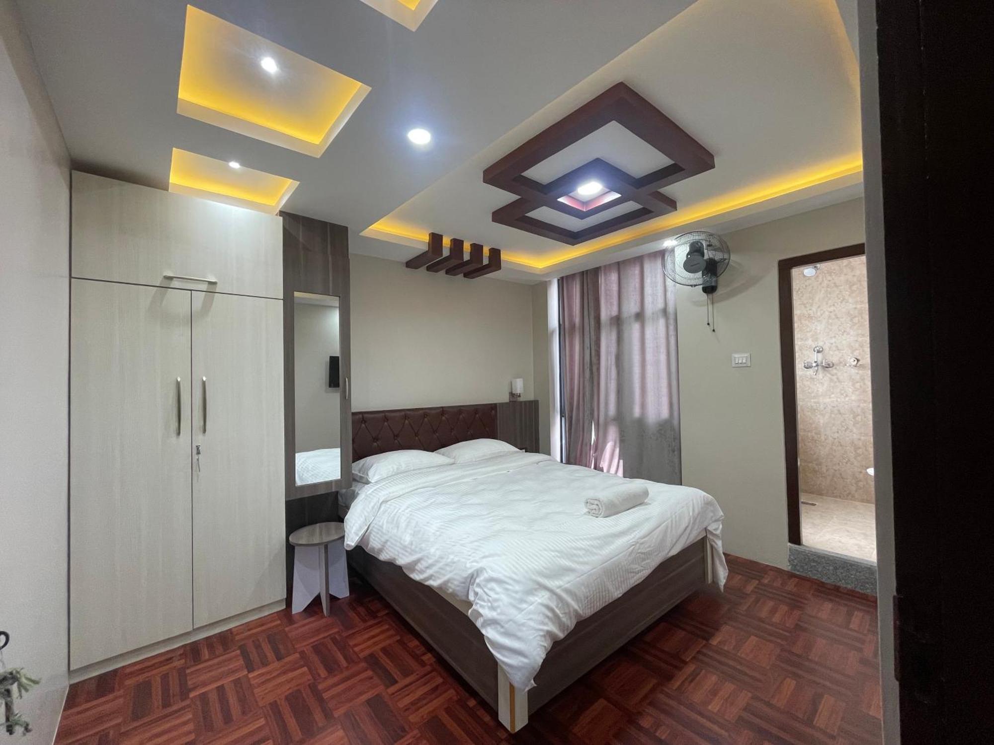 Applewood Inn Катманду Экстерьер фото