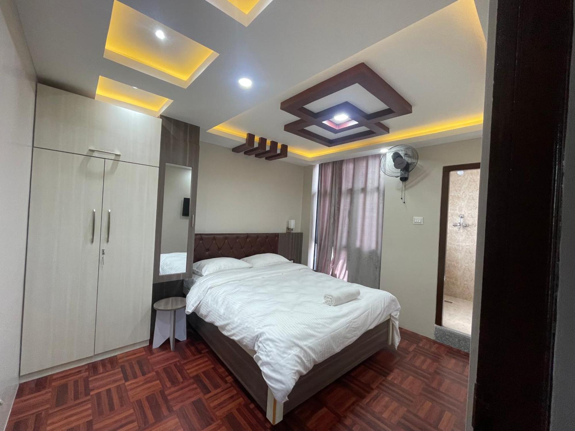 Applewood Inn Катманду Экстерьер фото