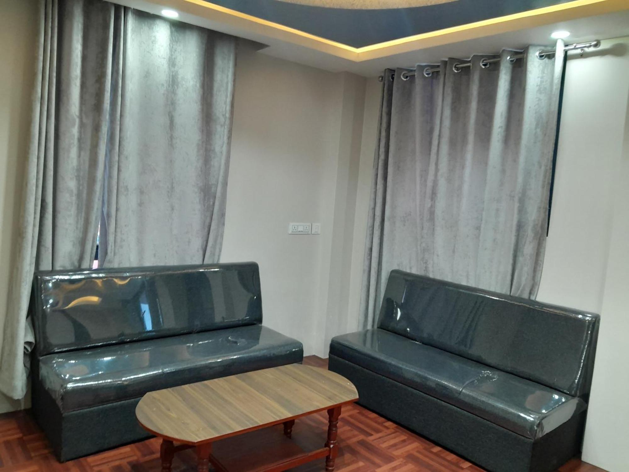 Applewood Inn Катманду Экстерьер фото